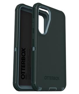 Black Defender Pro case for the Galaxy S25 Ultra.